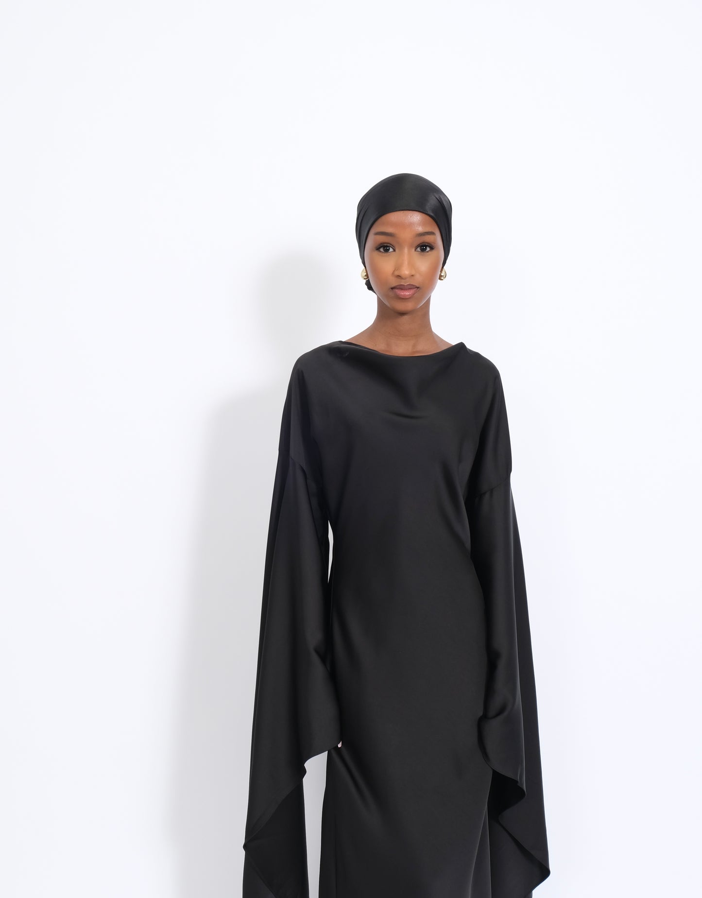 Awwal | Black